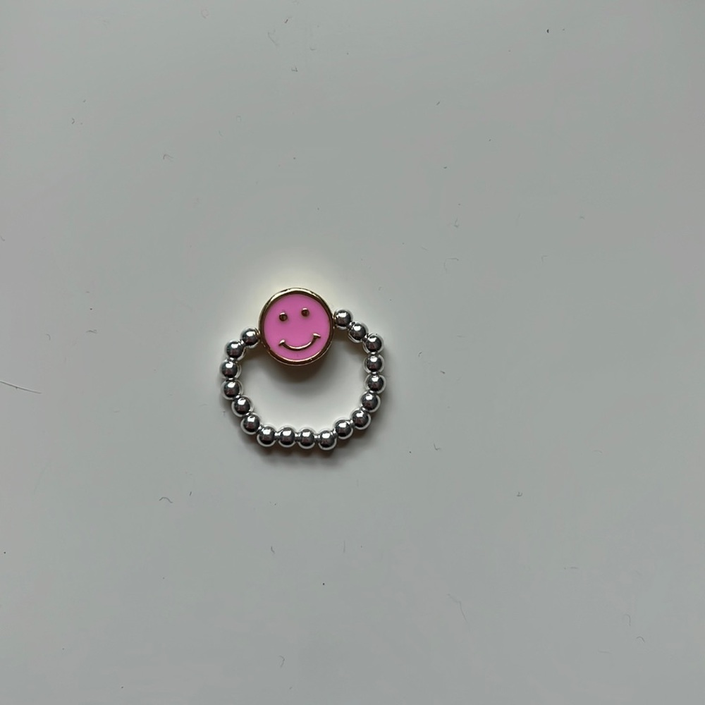 Smile ring